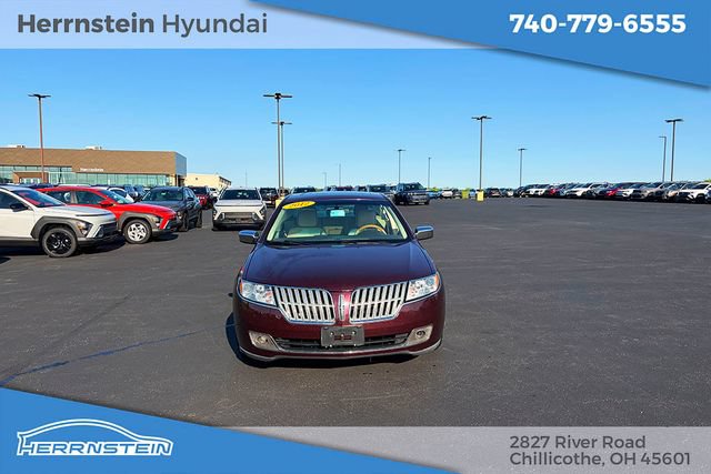 Used 2012 Lincoln MKZ FWD image 2