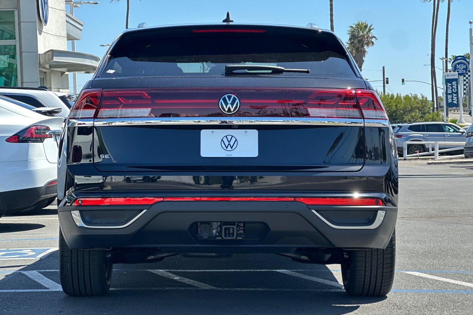 New 2026 Volkswagen Atlas Cross Sport SE FWD image 6