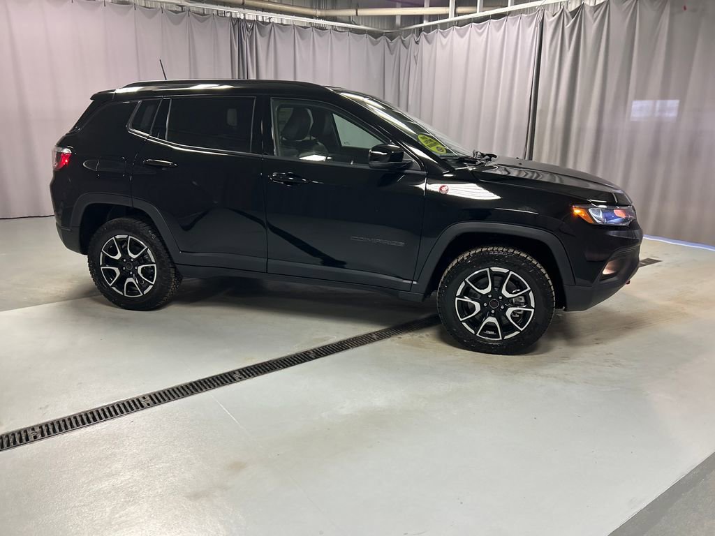 New 2026 Jeep Compass Trailhawk AWD/4WD image 8
