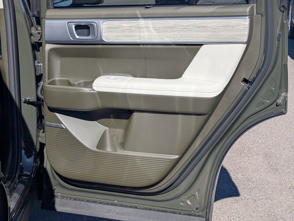 New 2025 Hyundai Santa Fe Calligraphy image 27