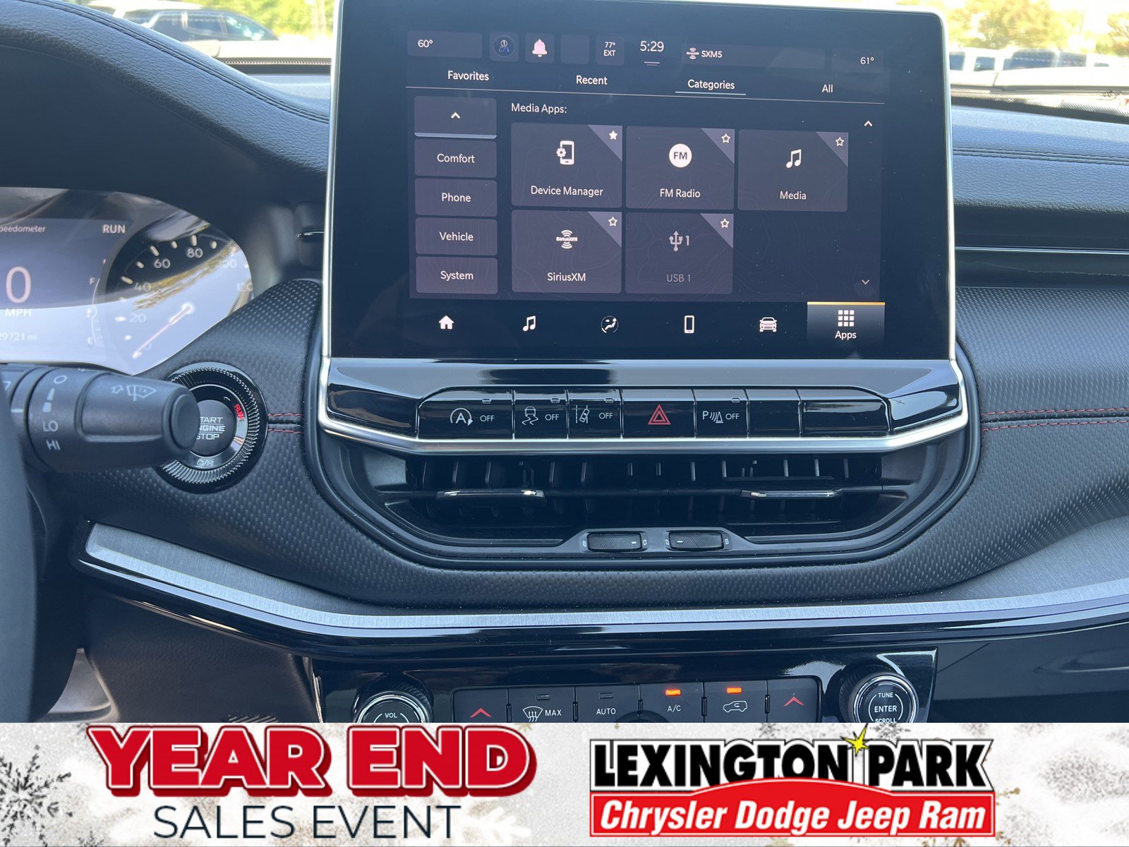 Used 2024 Jeep Compass Trailhawk image 17