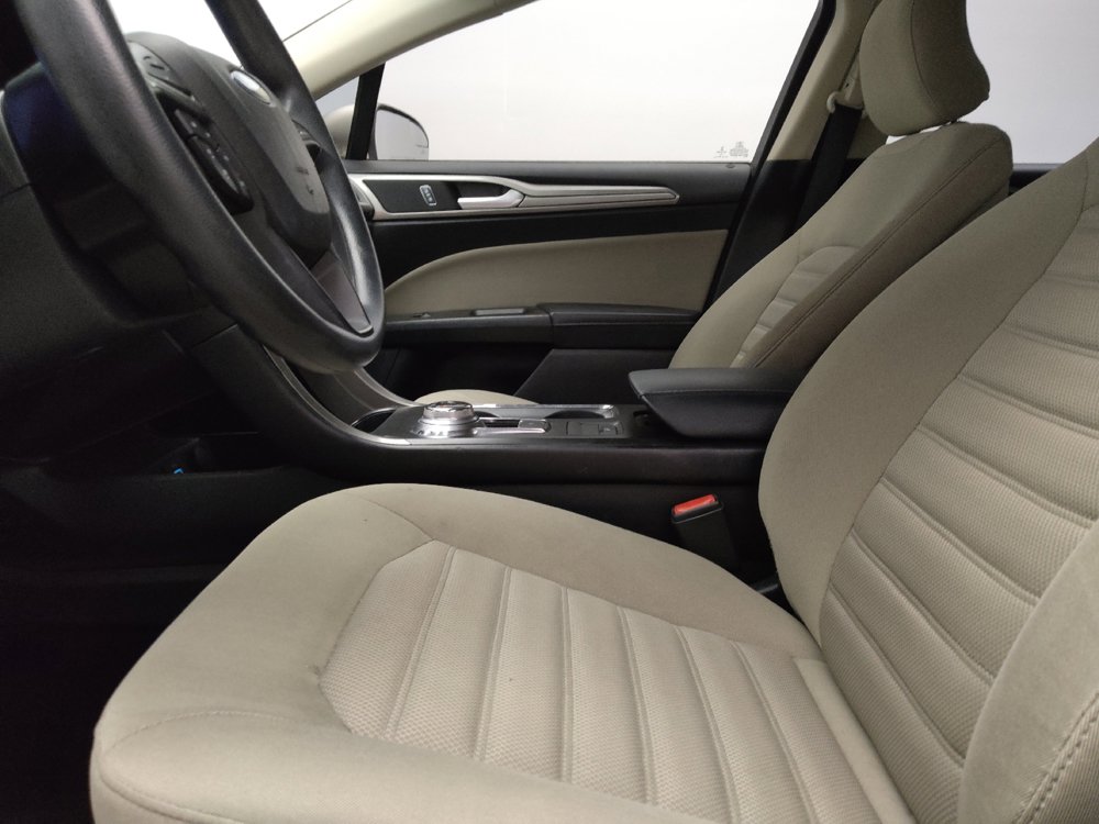 Used 2018 Ford Fusion S FWD image 17
