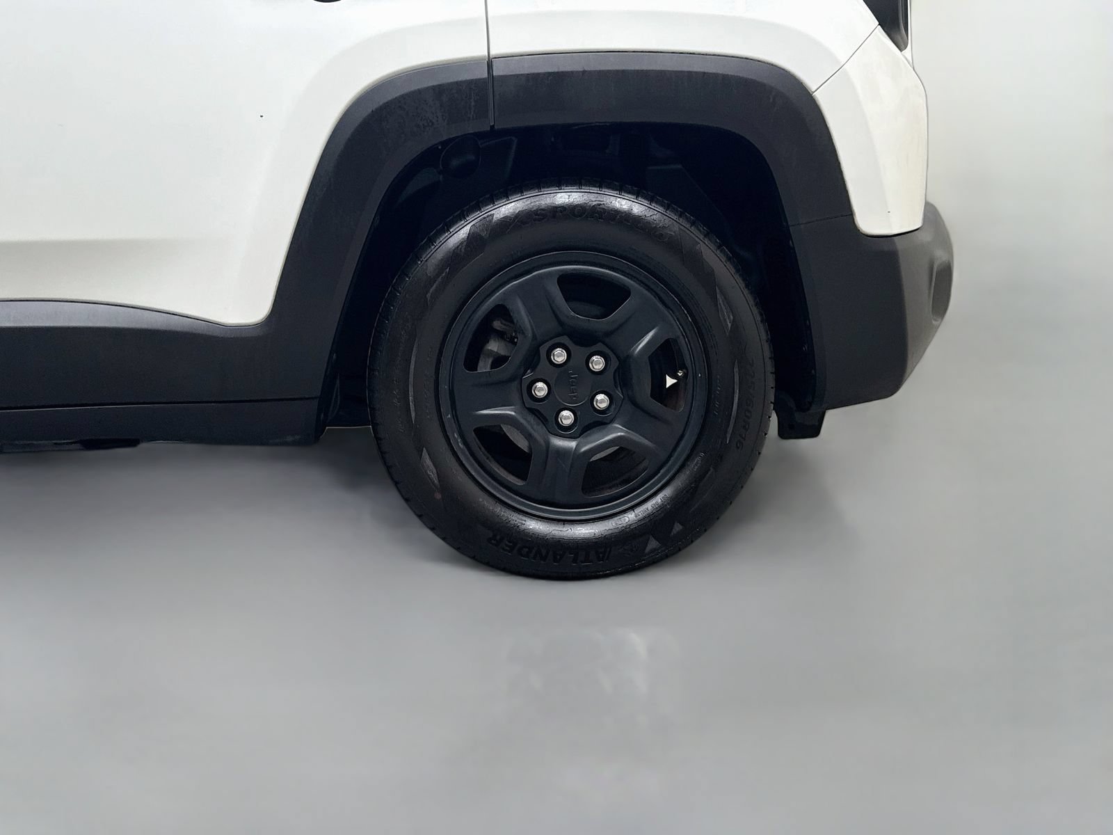 Used 2016 Jeep Renegade Sport w/ Power & Air Group FWD image 32