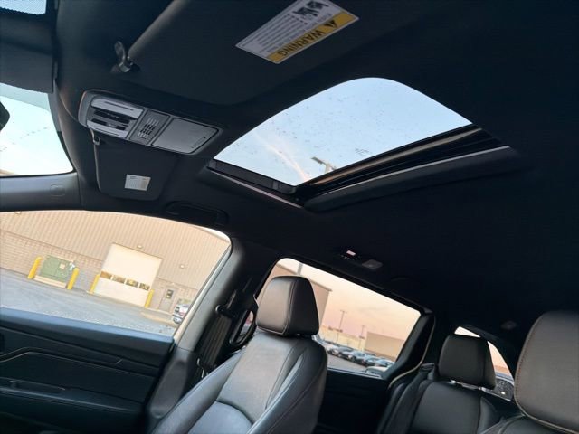 Used 2025 Honda Odyssey Sport-L image 16