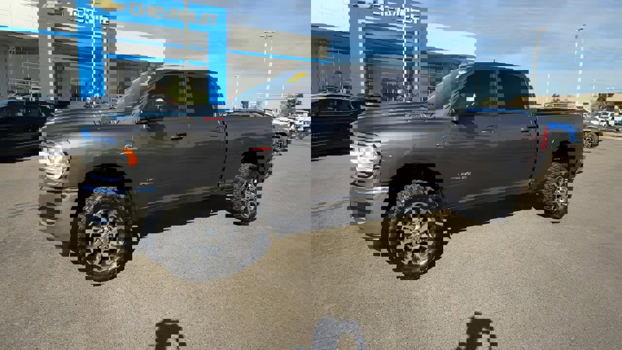 Used 2022 RAM 2500 Big Horn w/ Cold Weather Group image 3