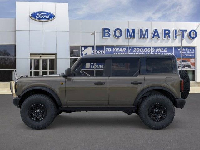 New 2026 Ford Bronco Badlands image 3