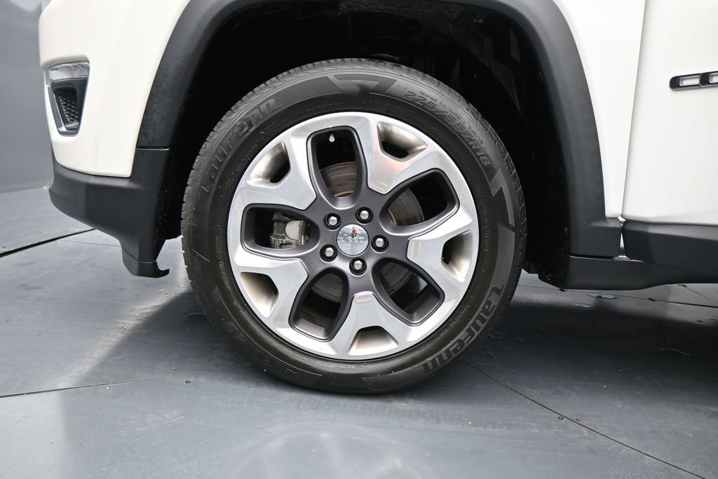 Used 2020 Jeep Compass Limited AWD/4WD image 26