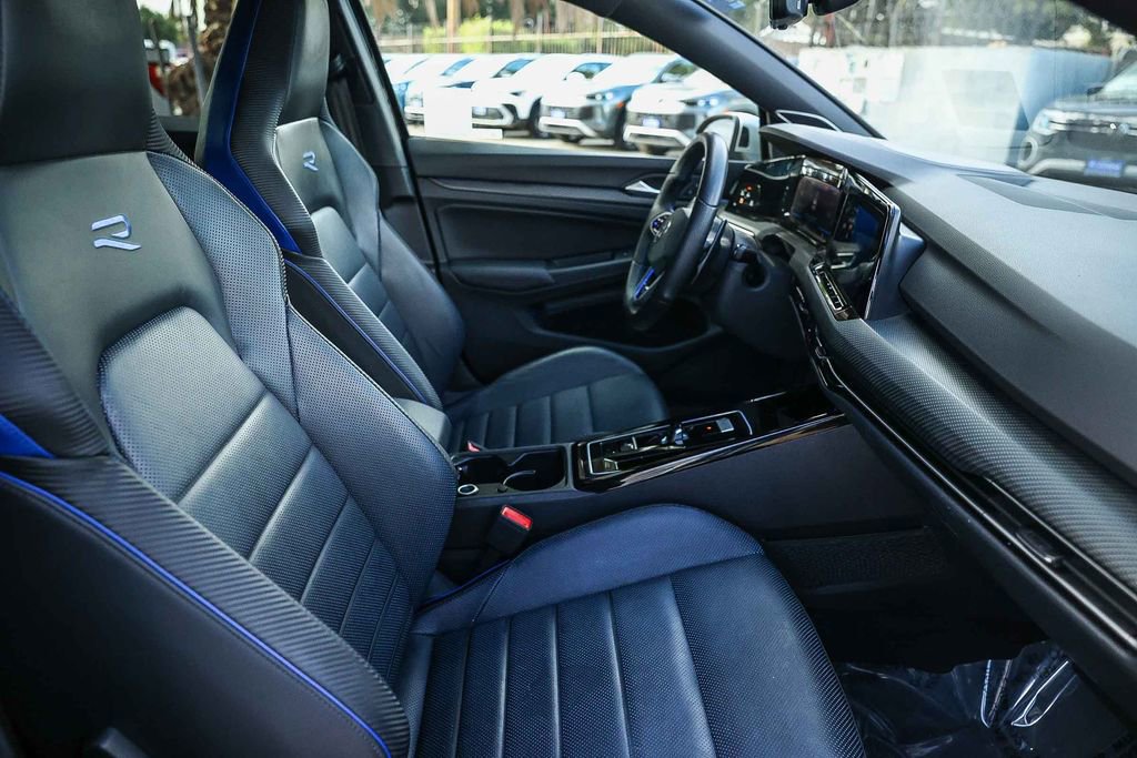 Used 2024 Volkswagen Golf R image 24