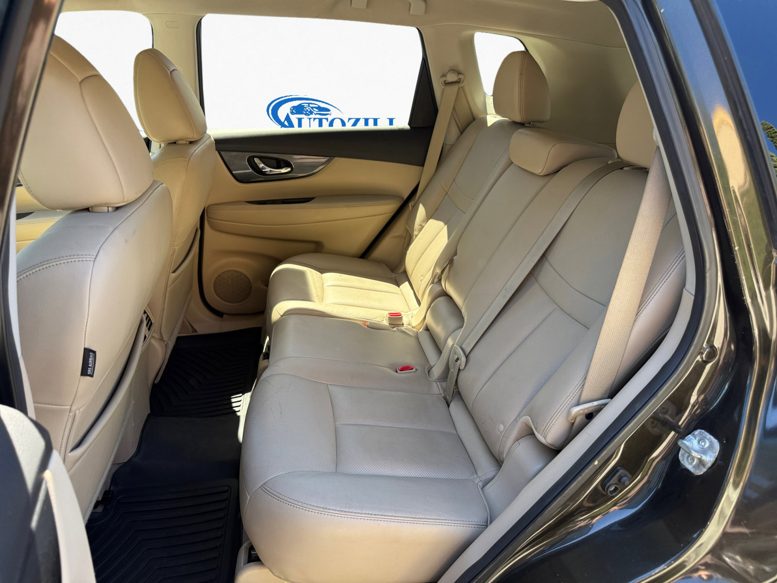 Used 2015 Nissan Rogue SL image 10