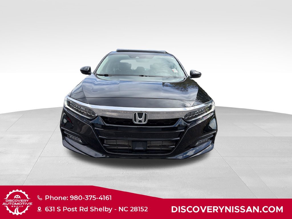 Used 2020 Honda Accord Touring image 2