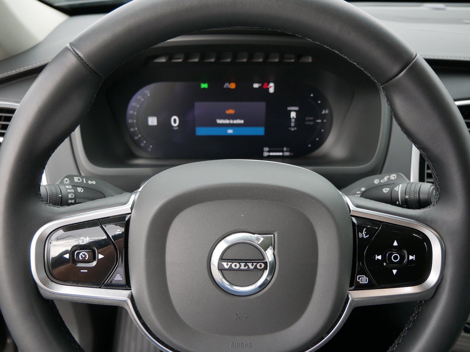 Certified 2023 Volvo XC90 T8 Ultimate w/ Protection Package Premier AWD/4WD image 26