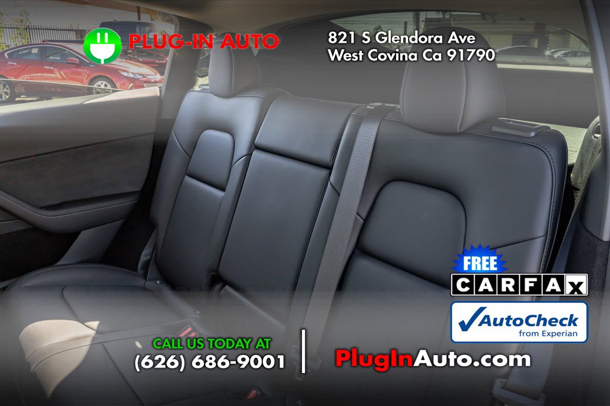 Used 2023 Tesla Model Y Performance image 12