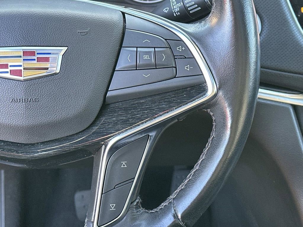 Used 2023 Cadillac XT5 Premium Luxury image 16