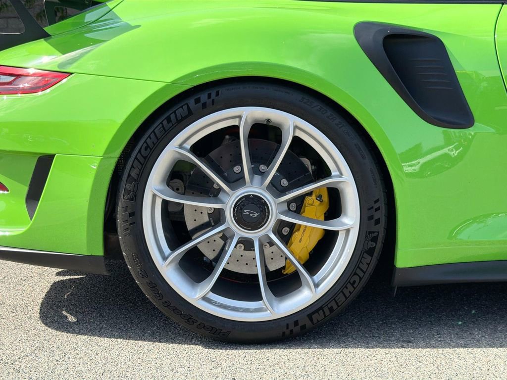Used 2019 Porsche 911 GT3 RS RWD image 33