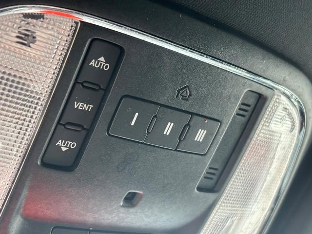 Used 2014 Jeep Grand Cherokee Limited AWD/4WD image 24