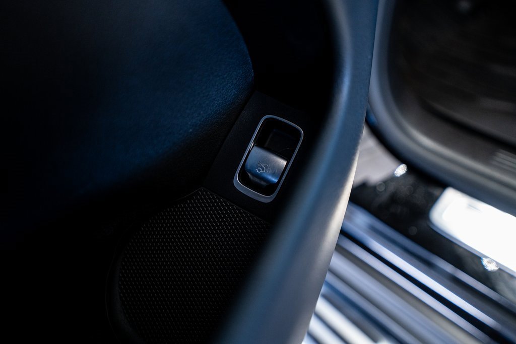 Used 2023 Mercedes-Benz EQS 450+ SUV image 34