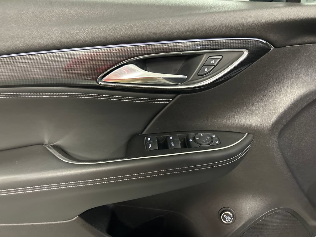 Used 2022 Buick Envision Preferred FWD image 14