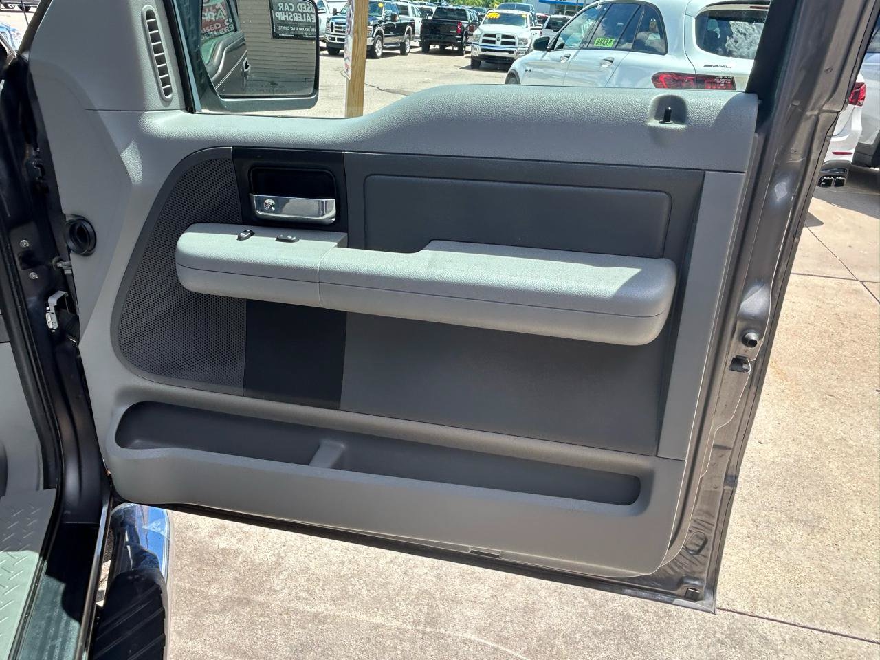 Used 2008 Ford F150 XLT AWD/4WD image 18