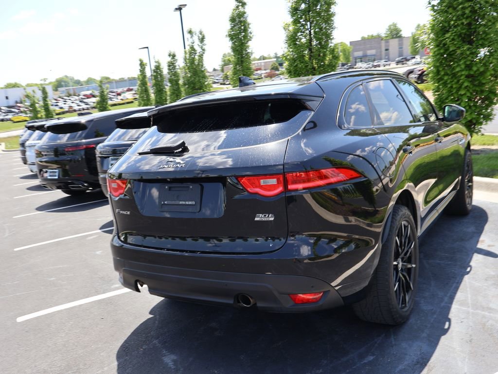 Used 2019 Jaguar F-PACE R-Sport AWD/4WD image 11