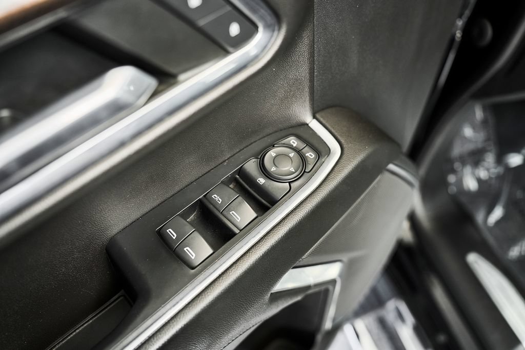 Used 2022 Chevrolet Silverado 1500 LT AWD/4WD image 13
