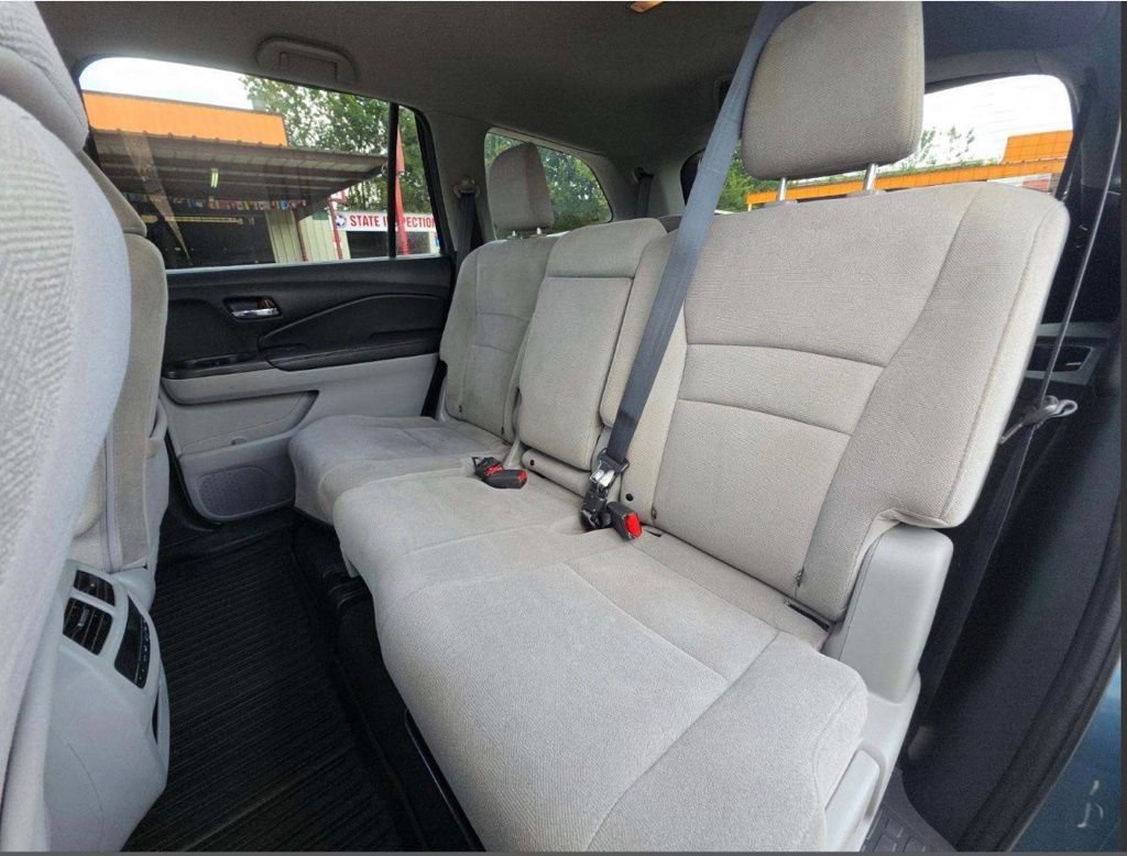 Used 2020 Honda Pilot EX image 8