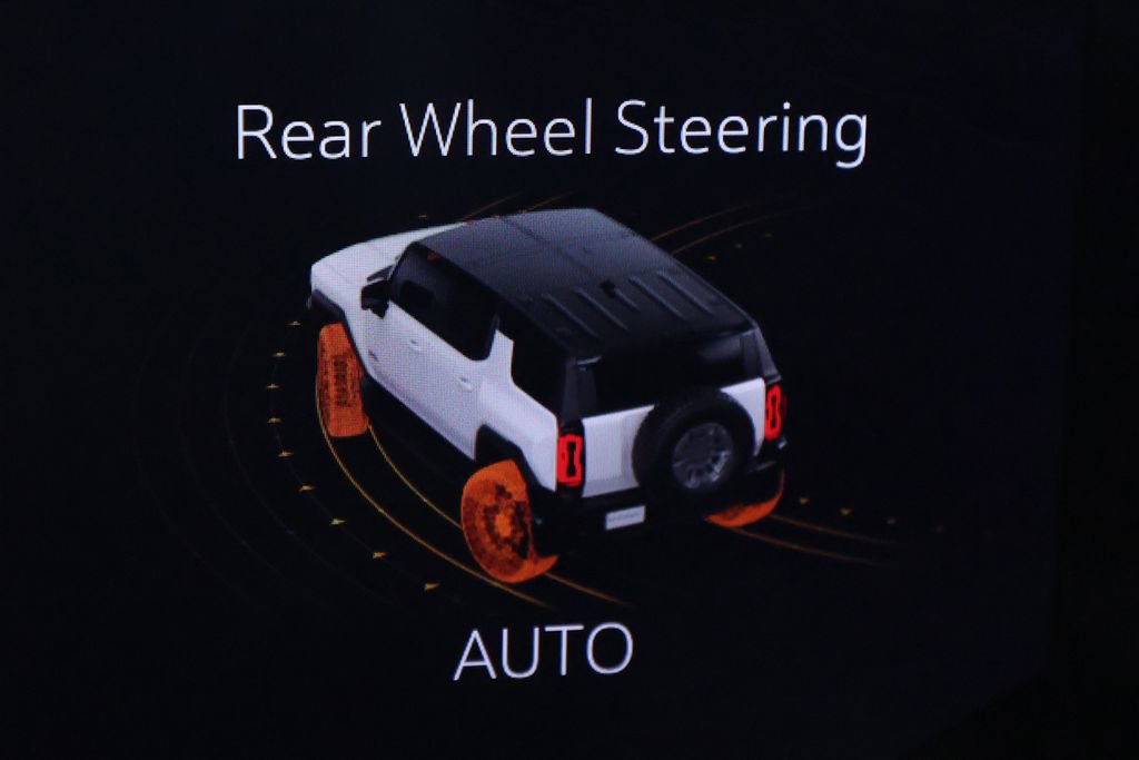 Used 2025 GMC Hummer EV 3X image 27