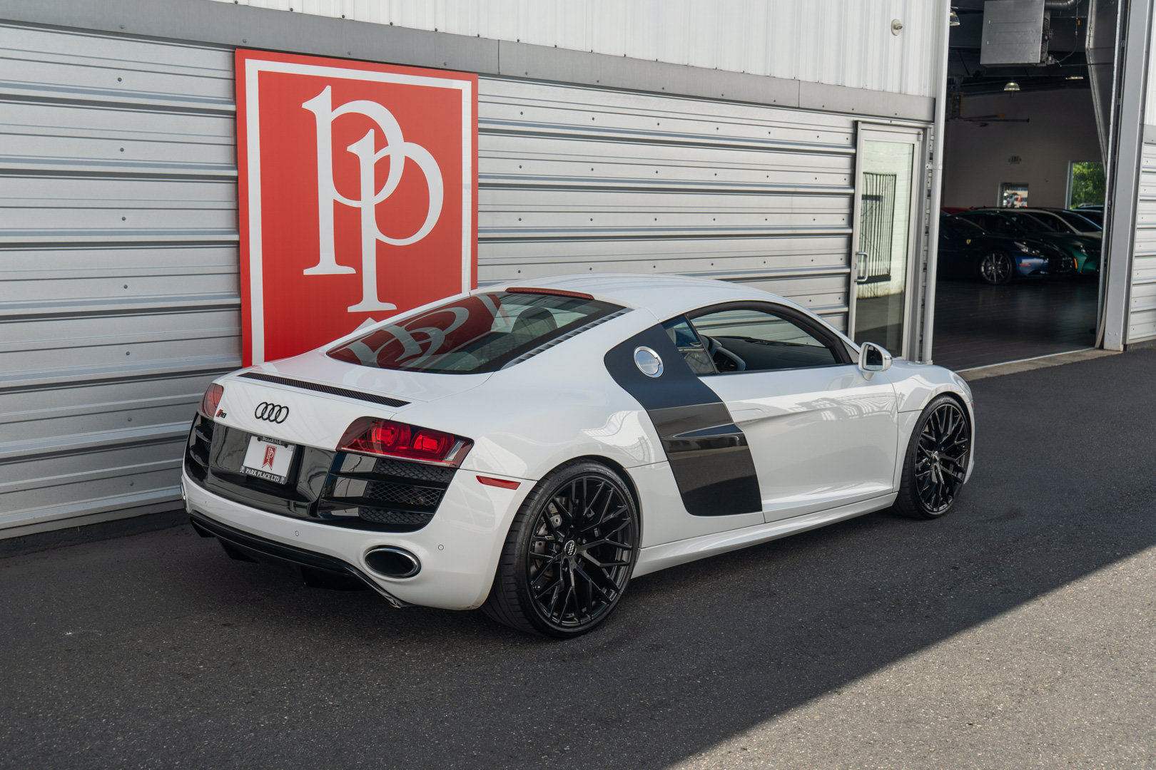 Used 2010 Audi R8 V10 AWD/4WD image 39