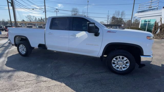 Used 2024 Chevrolet Silverado 3500 LT w/ Safety Package image 3