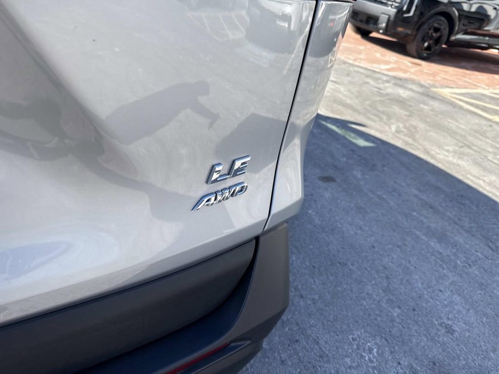 Used 2023 Toyota RAV4 LE image 6