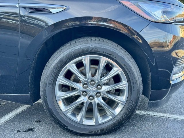 Used 2020 Buick Enclave Essence w/ Sound and Sites Package image 32
