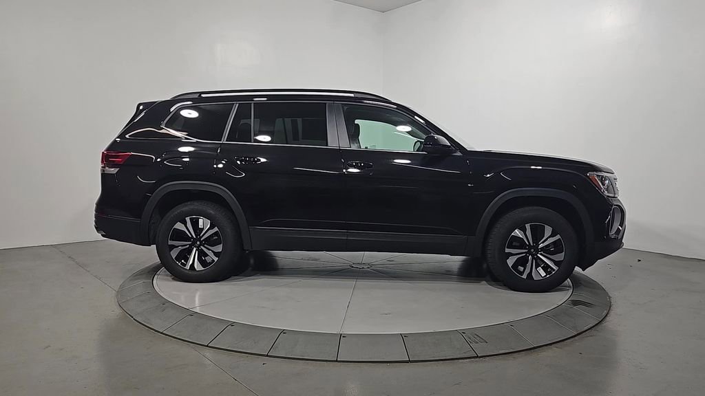 New 2026 Volkswagen Atlas SE image 6