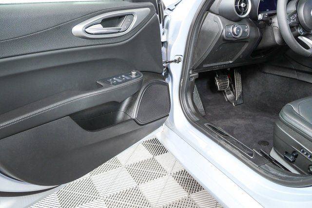 New 2026 Alfa Romeo Giulia w/ Driving Assist Package RWD image 8