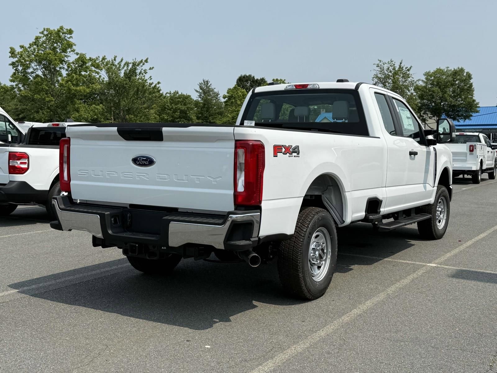 New 2025 Ford F250 XLT w/ FX4 Off-Road Package image 2