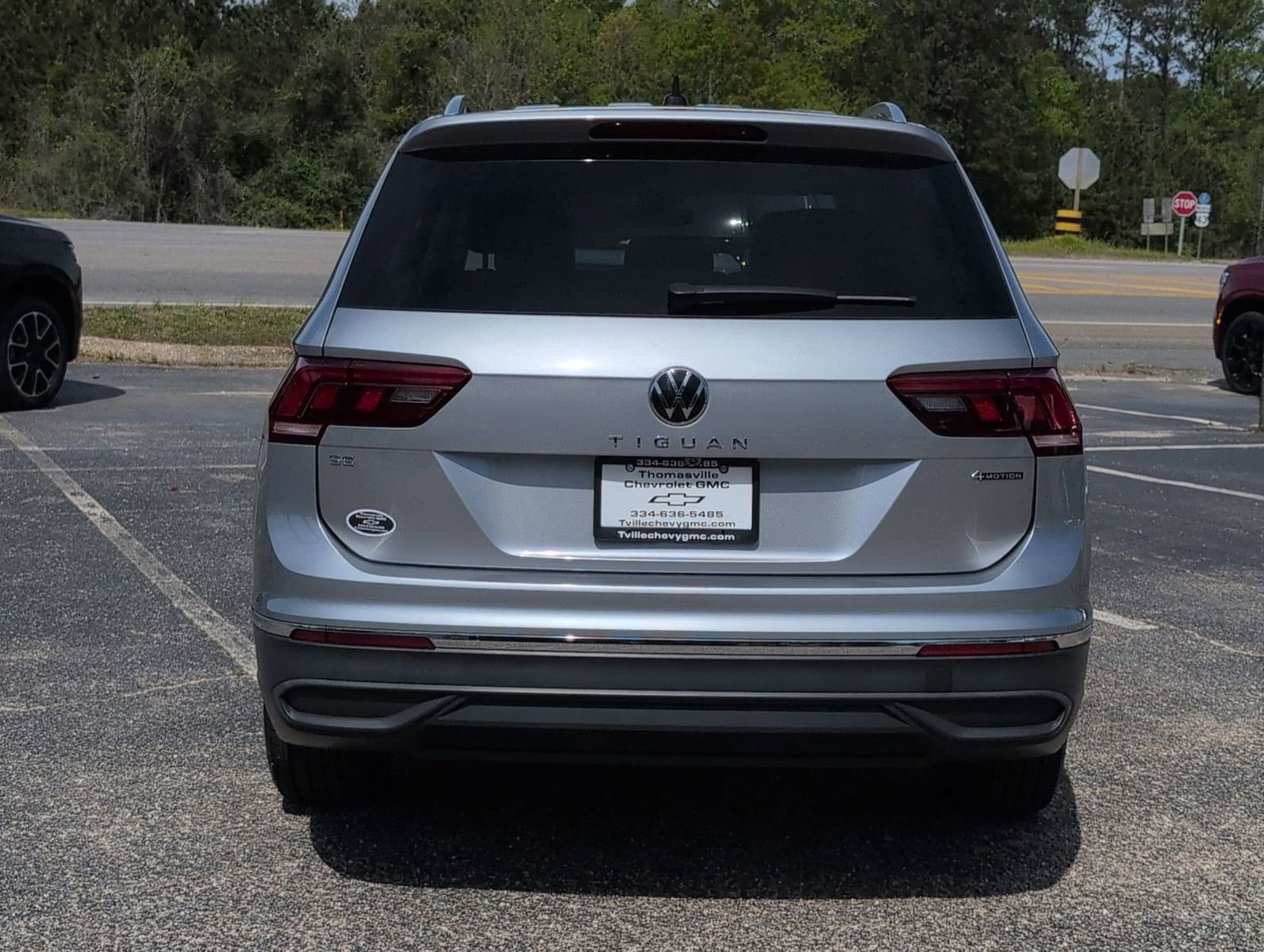 Used 2024 Volkswagen Tiguan Wolfsburg Edition image 4