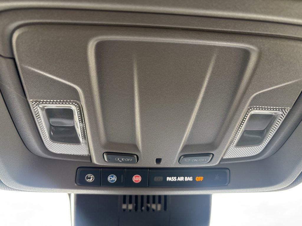 Used 2023 Chevrolet Silverado 1500 LT image 29