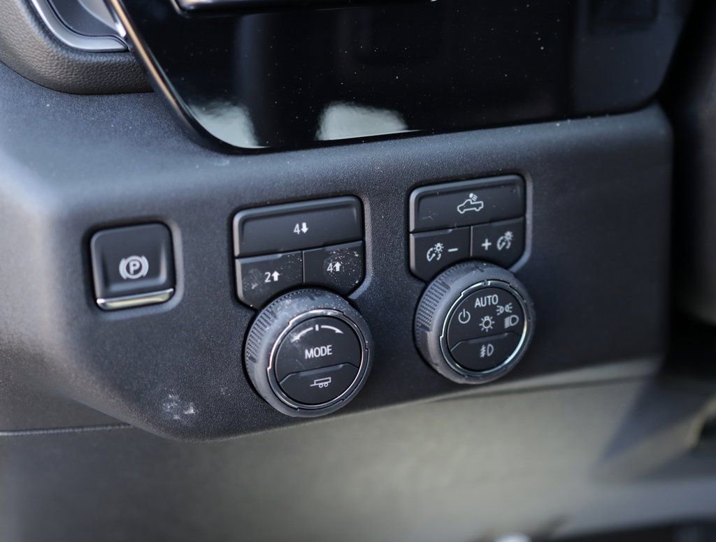 New 2026 Chevrolet Silverado 3500 LT image 10