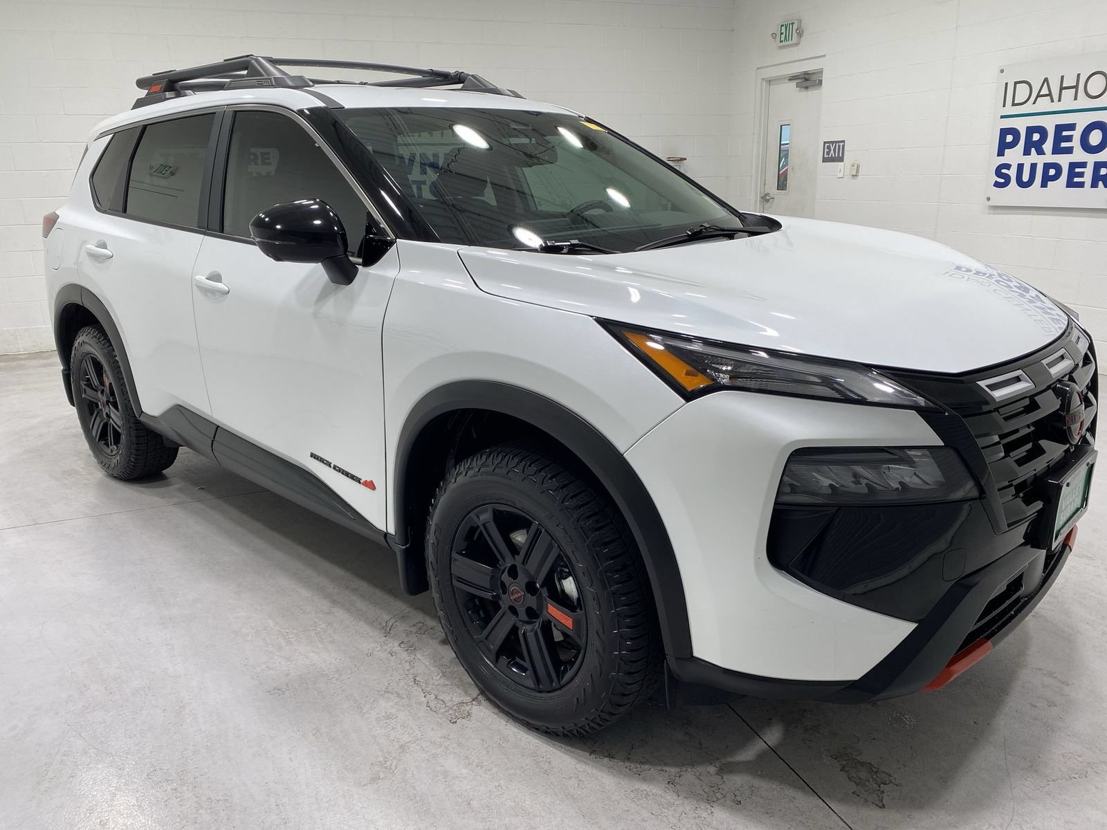 Used 2026 Nissan Rogue SV w/ Rock Creek Premium Package AWD/4WD image 2