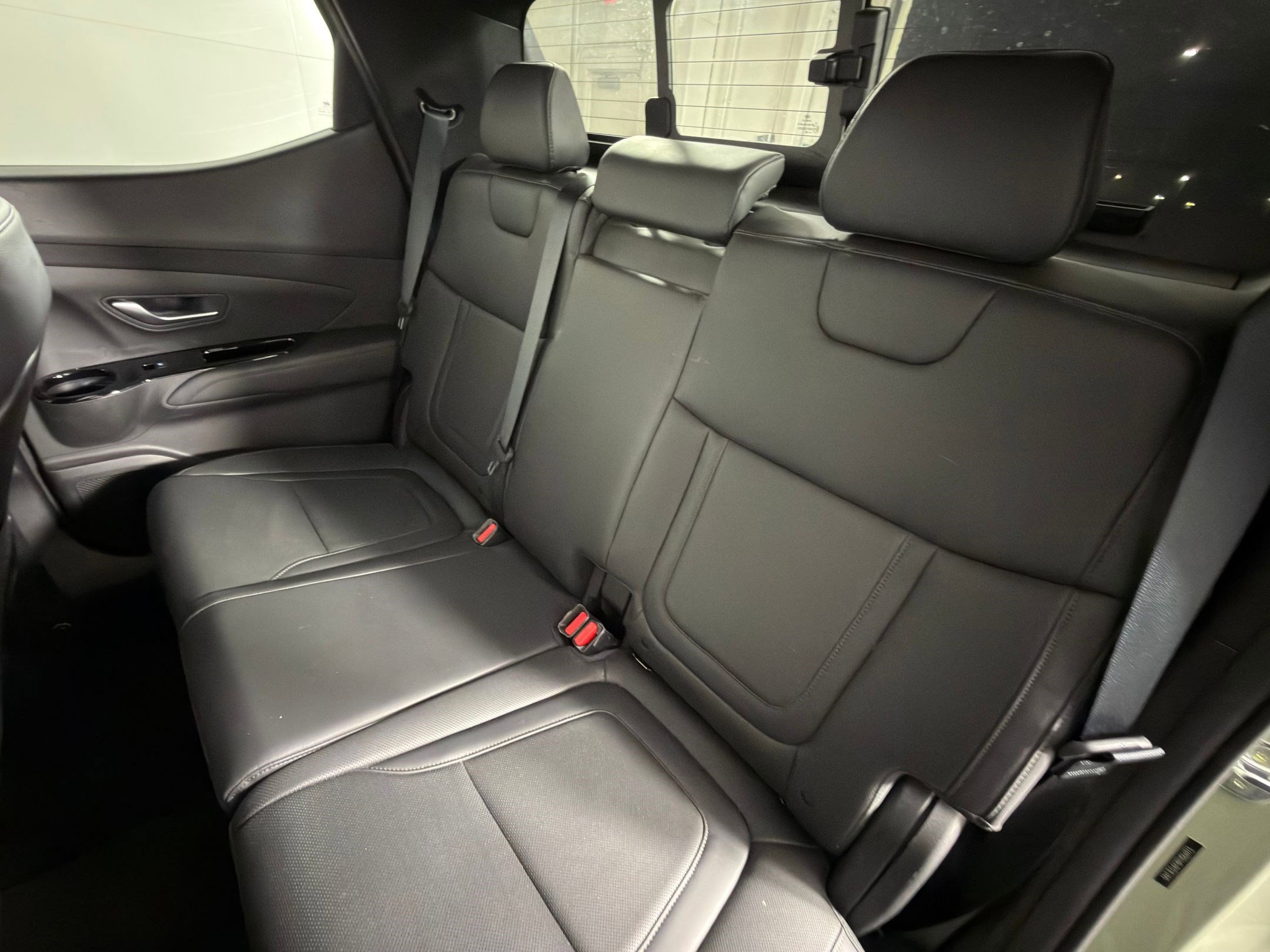 Used 2023 Hyundai Santa Cruz Limited image 12