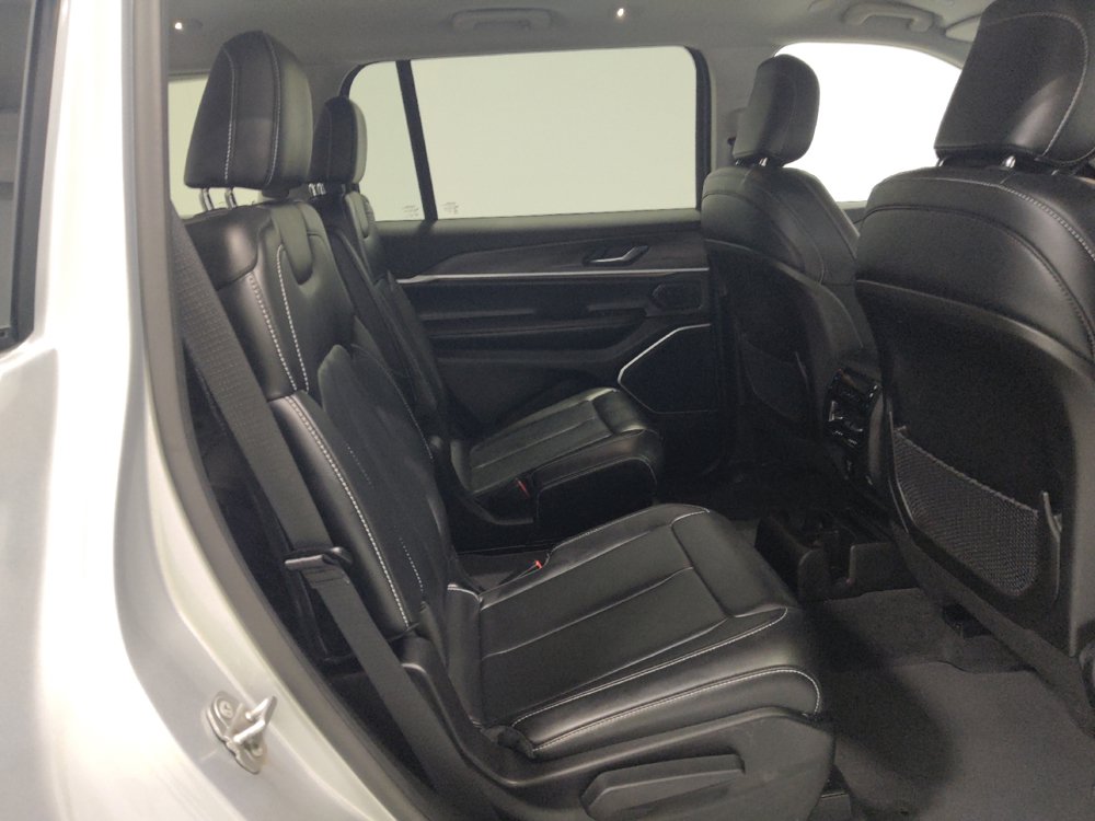 Used 2021 Jeep Grand Cherokee L Limited AWD/4WD image 19