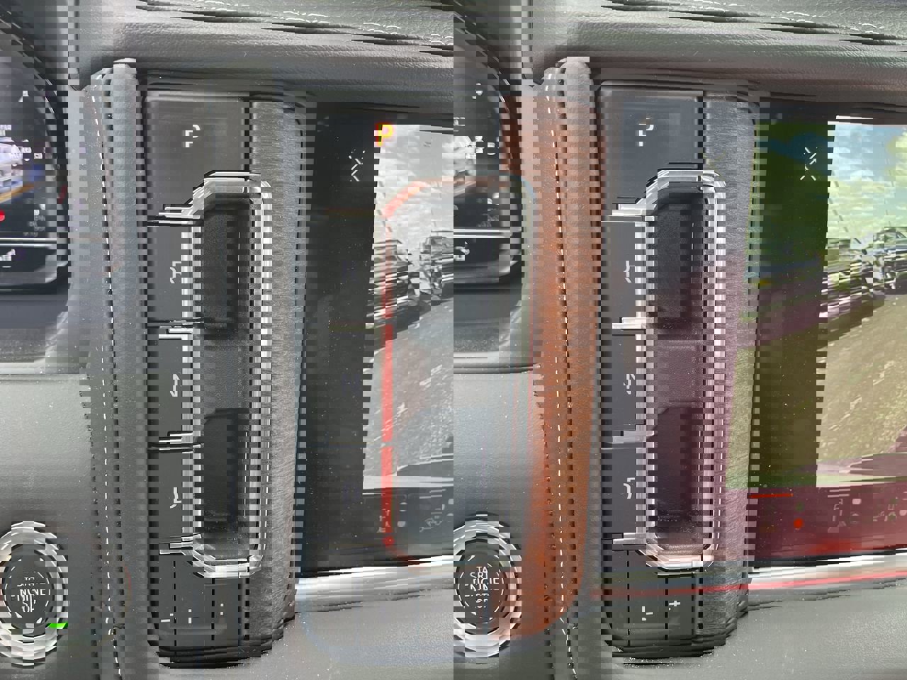 Certified 2024 GMC Yukon Denali Ultimate image 16