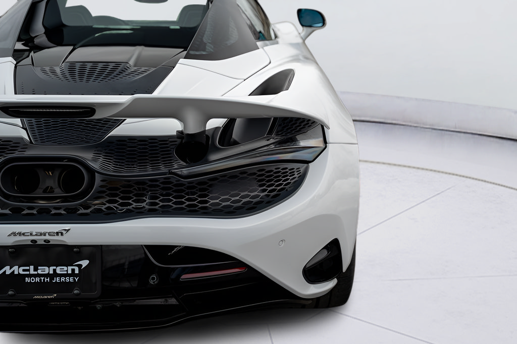 New 2026 McLaren 750S Spider RWD image 47