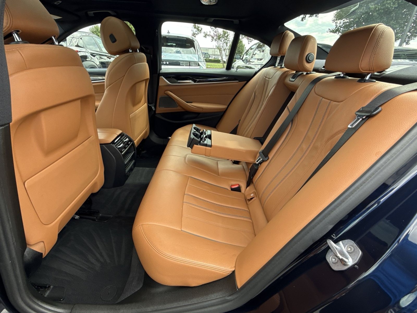 Used 2019 BMW 540i xDrive AWD/4WD image 24