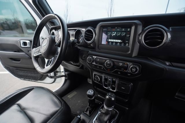 Used 2021 Jeep Wrangler Unlimited Sahara image 32