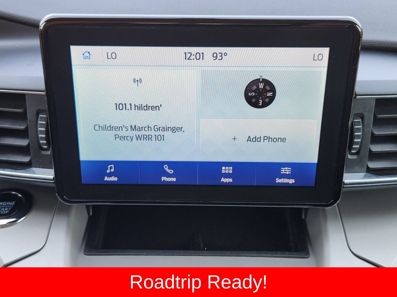 Used 2024 Ford Explorer XLT w/ Equipment Group 202A AWD/4WD image 26