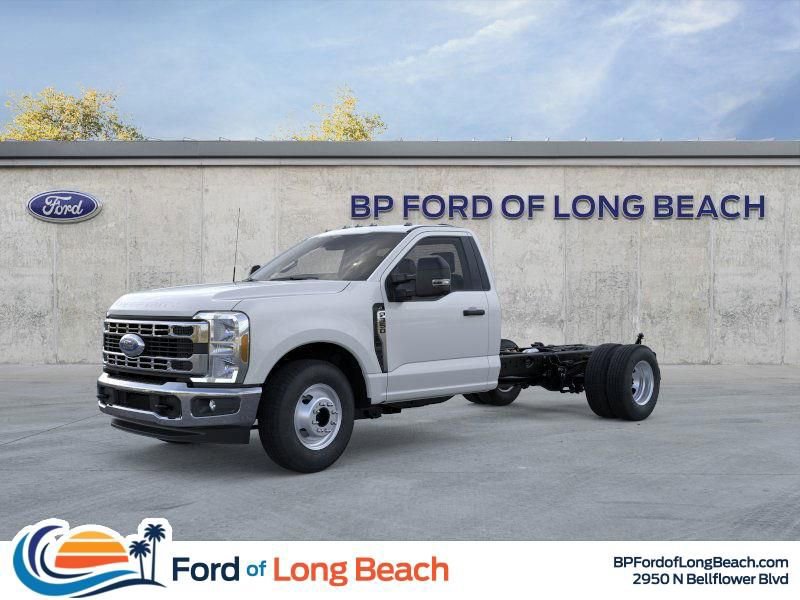 New 2026 Ford F350 XL w/ XL Chrome Package image 1