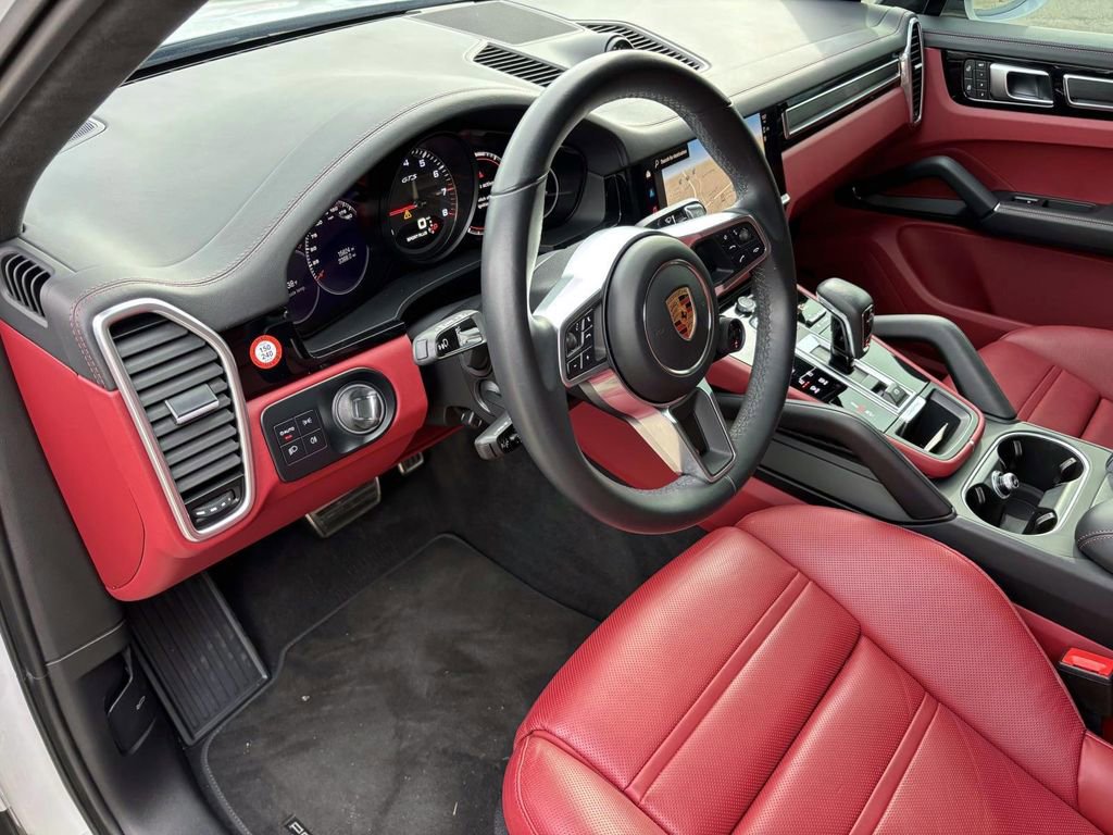 Used 2023 Porsche Cayenne GTS image 25