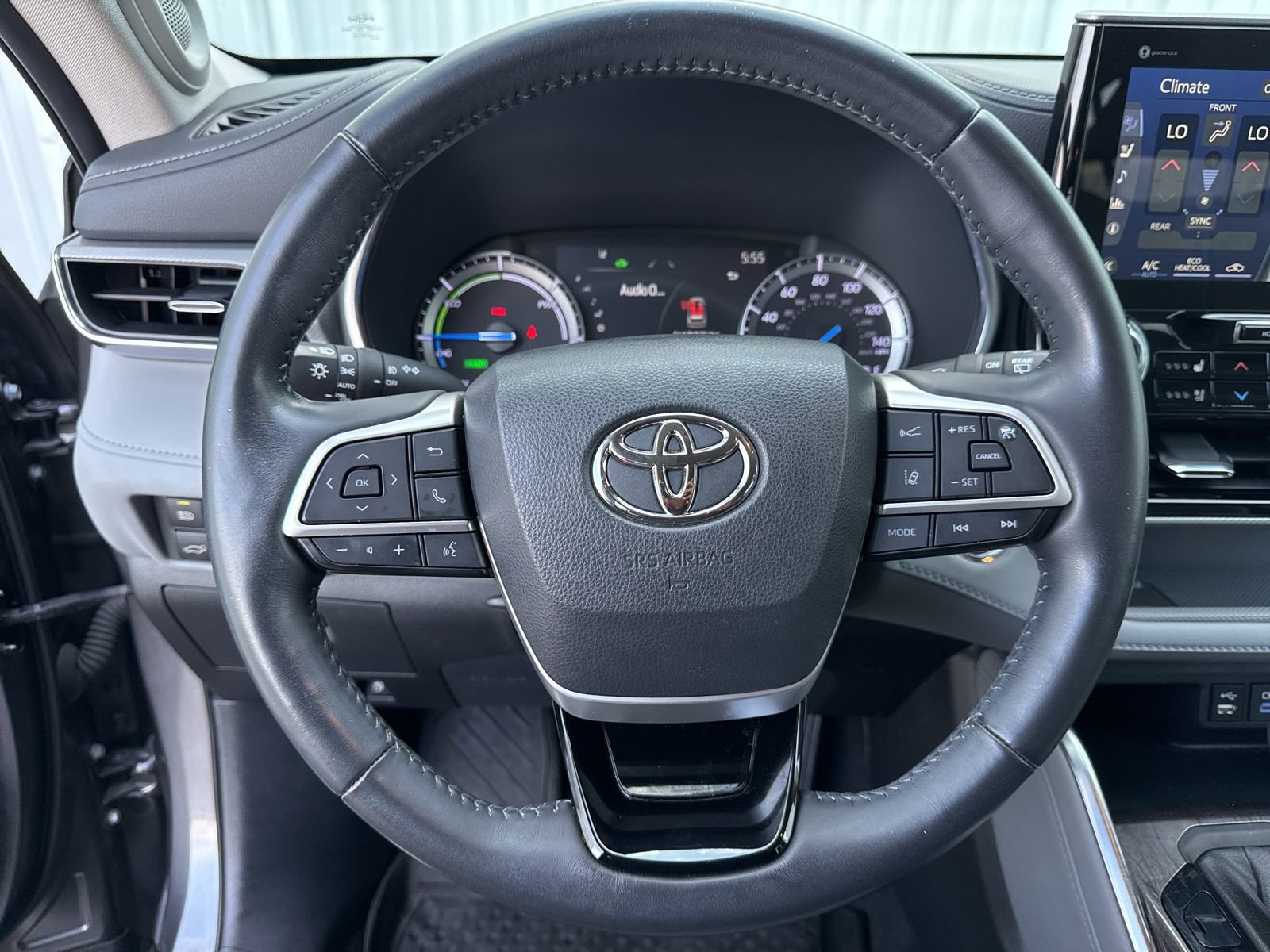 Used 2022 Toyota Highlander Platinum AWD/4WD image 20