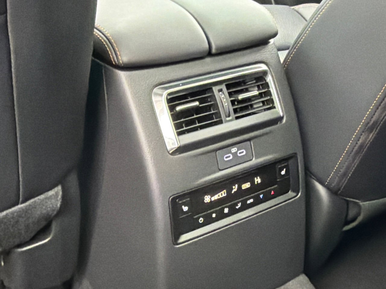 New 2026 MAZDA CX-90 Plug-In Hybrid w/ Premium Plus image 19