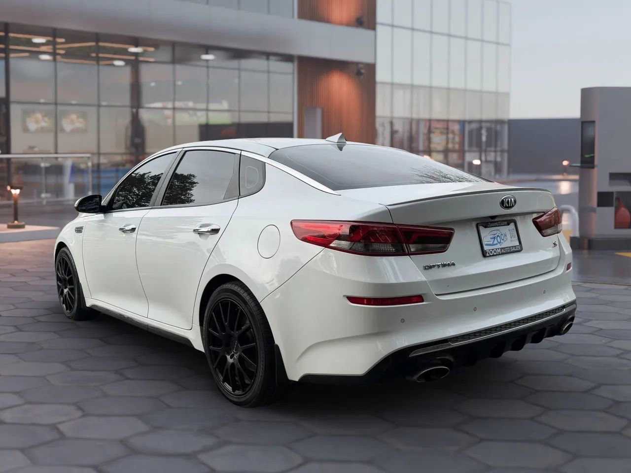 Used 2020 Kia Optima S image 6