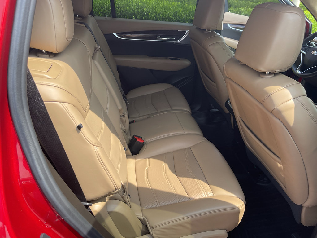 Used 2023 Cadillac XT6 Premium Luxury w/ Platinum Package AWD/4WD image 34